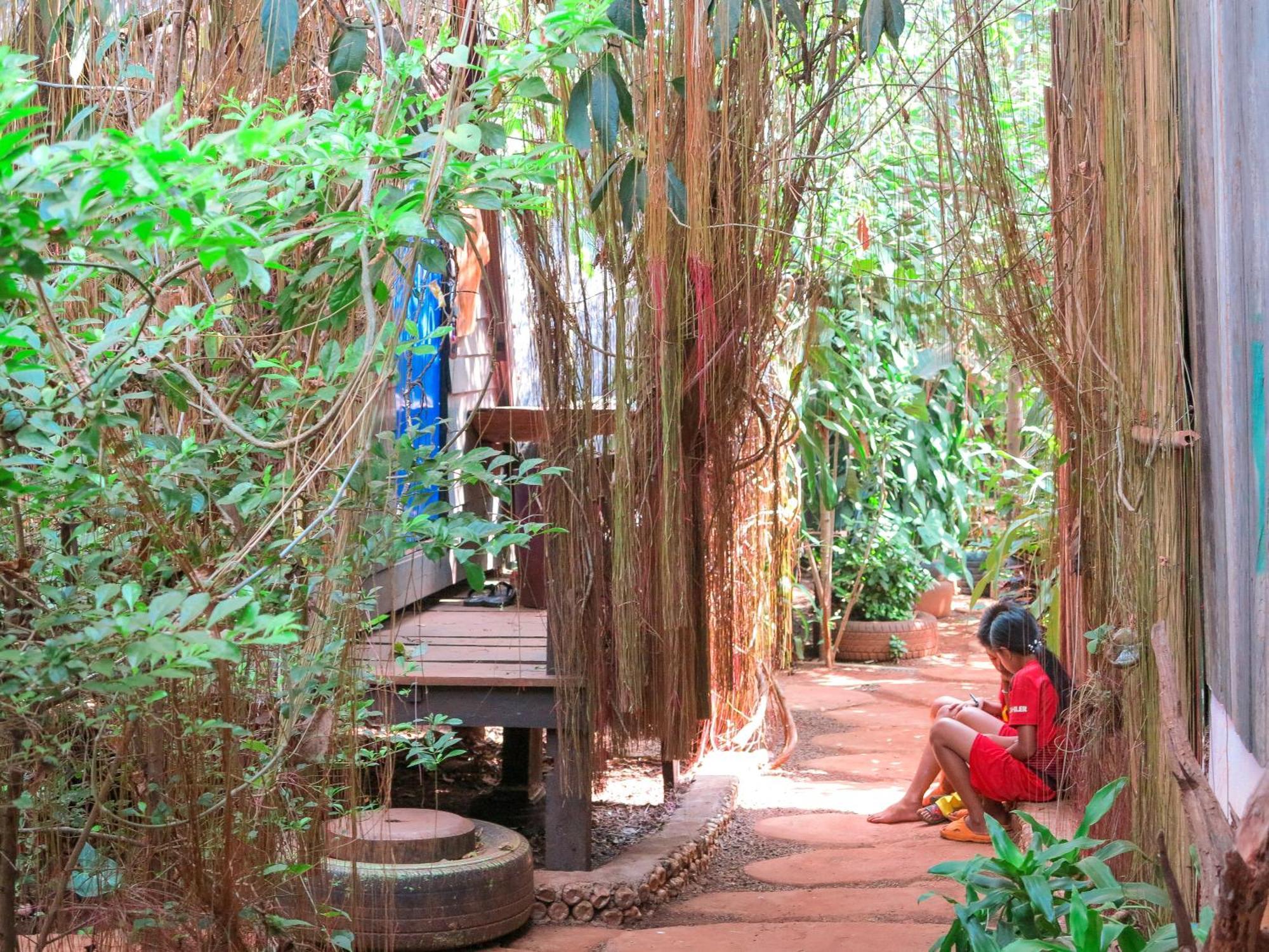 Ratanakiri Homestay & Jungle Trek Banlung 外观 照片
