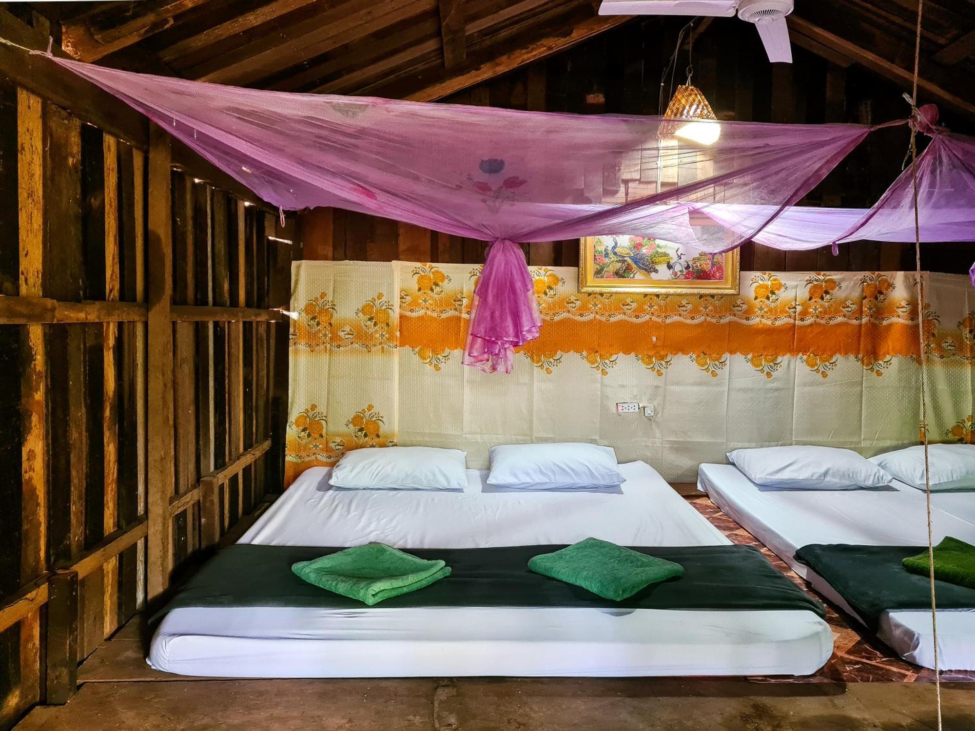 Ratanakiri Homestay & Jungle Trek Banlung 外观 照片